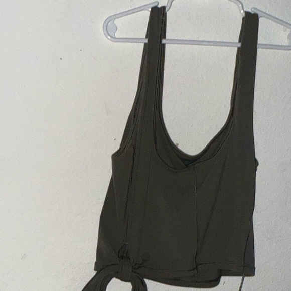 lululemon athletica Black Tank Top - Picture 1 of 2